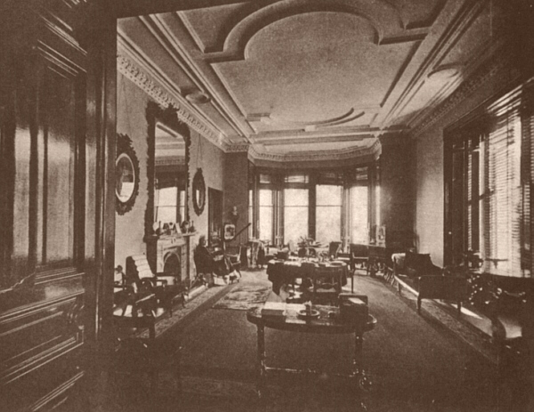 Historical view of the drawing Room